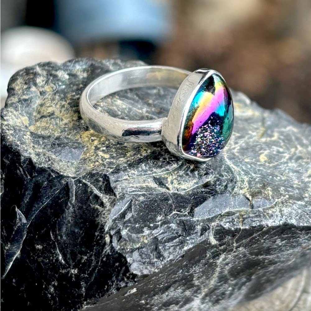 Titanium Aura Druzy Ring - Picture 9 of 15